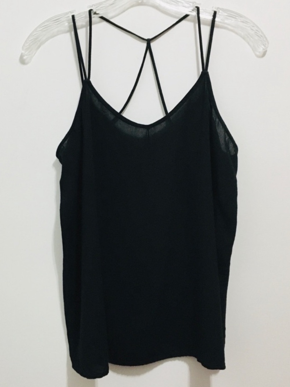 No Boundaries Women’s Black Sleeveless Top Camisole
